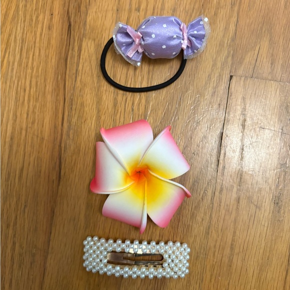 🍬 Kids Floral and Candy Hair Accessory Set🍬 - Picture 2 of 9